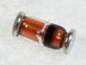Nxp 0,5w Smd-zener Diode - 27v-0,5w Smd-zenerdiode Sod80